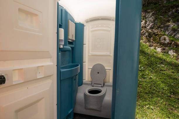 Best Portable Restroom for Sporting Events  in Pittsfield, IL